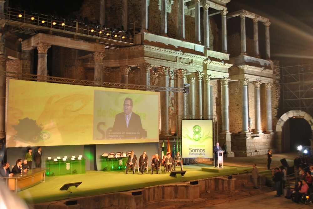 Las cooperativas reciben la Medalla de Extremadura