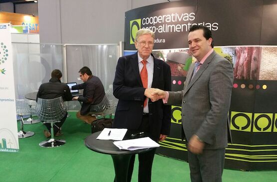 Cooperativas Agro-alimentarias Extremadura y Emececuadrado promoverán la eficiencia energética en las cooperativas de la región