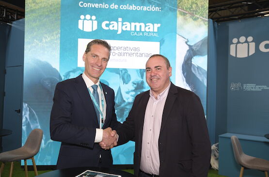 Cooperativas Extremadura y Cajamar firman un acuerdo para impulsar la competitividad del sector cooperativo extremeño