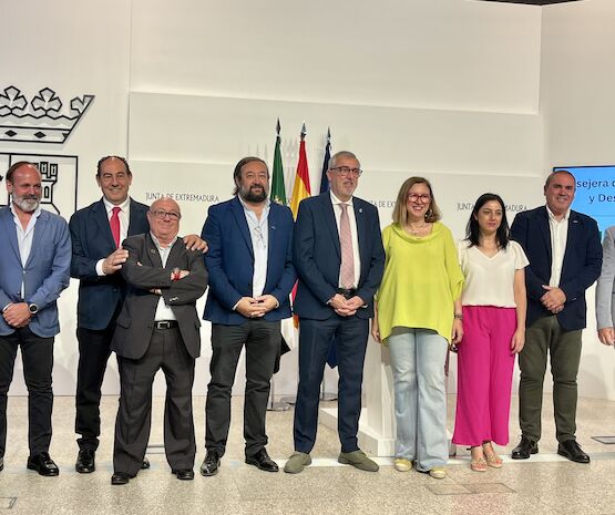 El sector cooperativo y de economía social impulsa una cátedra para potenciar su visibilidad
