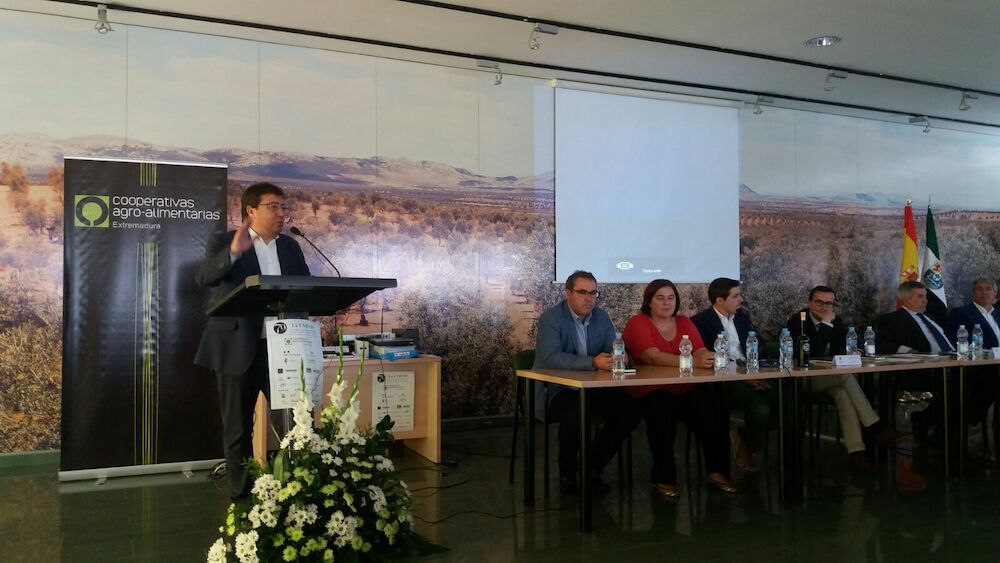 La Unidad conmemora los 70 años de su constitución como empresa líder en Extremadura en producción y envasado del aceite de oliva