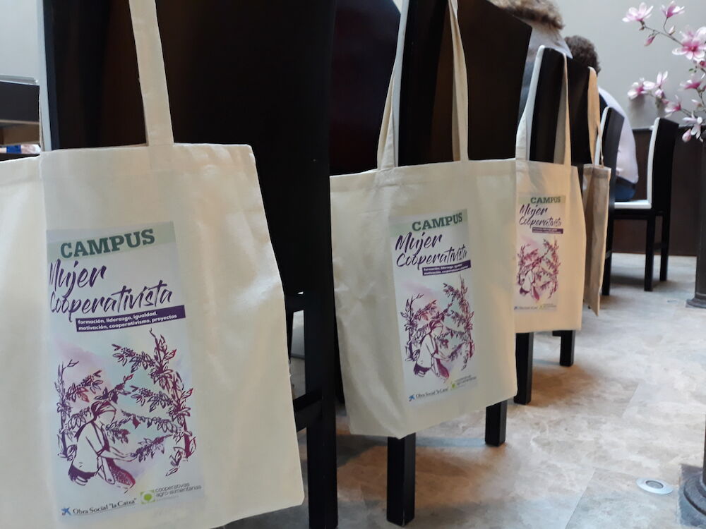 El Campus de Mujeres Cooperativistas de Extremadura llega a su sexta edición