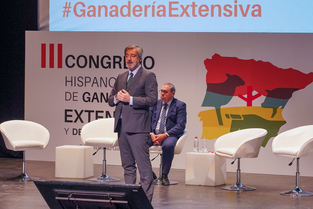 500 profesionales debaten en Cáceres el presente y futuro de la ganadería extensiva