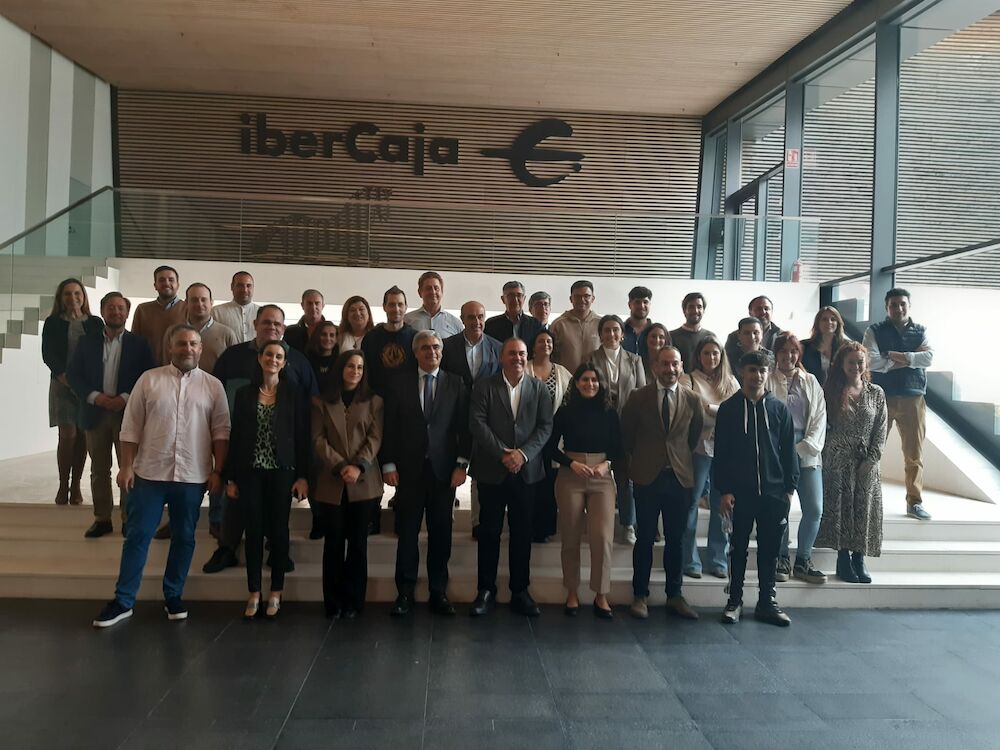 Cooperativas Extremadura impulsa el relevo generacional como clave de futuro del sector